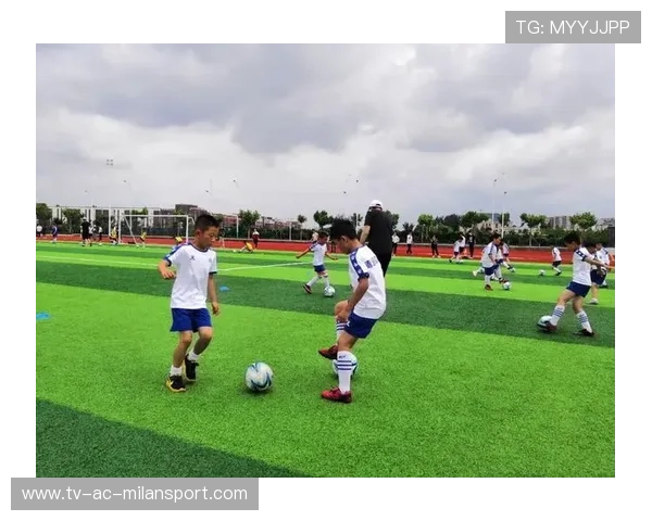 中国足球协会启动社区青训项目，中国足球协会足球青训中心